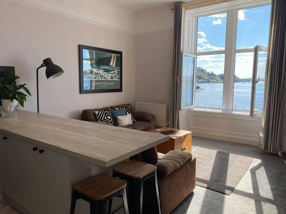 Westbay Seafront Apartment Обан Екстер'єр фото